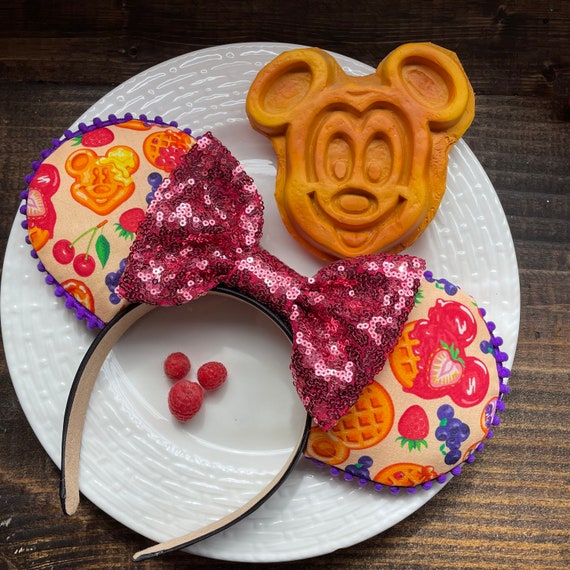 Handmade Waffle Minnie Ears s-l400.jpg main image 4