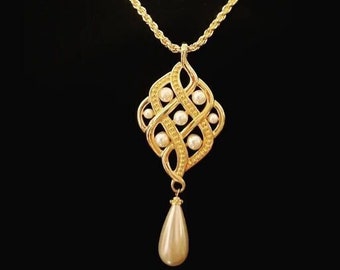 Collier de fausses perles Swarovski Gold des années 1980