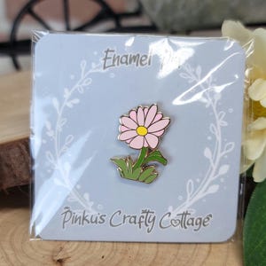 Flower Mini Pin