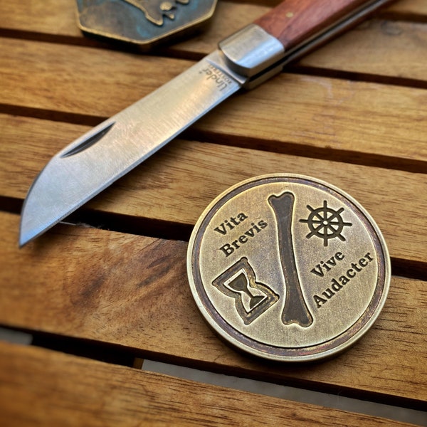 Scale Of Life Token - EDC Pocket Fidget Worry Stone Challenge Coin (rame o ottone) di Picaroon Tools