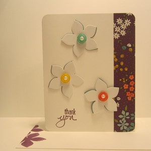 Carte de remerciement - fleurs fabriquées à la main, découpés, design de fleurs sauvages