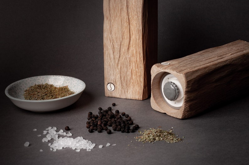 Spice mill / salt mill / pepper mill made of oak wood reclaimed wood rustic heavily brushed image 7