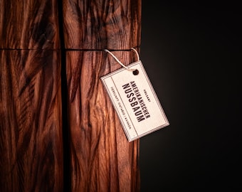 Gewürzmühle Amerikanischer Nussbaum, Pfeffermühle und Salzmühle, Keramik Mahlwerk, Salz und Pfefferstreuer, 23 cm groß mit Ablage