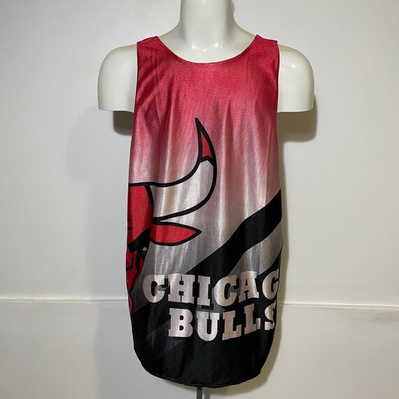 Vintage Reversible All Over Print Chicago Bulls J… - image 3