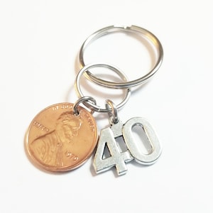 Cadeau 40e anniversaire 1984 1985 1986 Cadeau 40e anniversaire, porte-clés penny, penny chanceux, porte-clés porte-clés, 1985 anniversaire 40 ans et fabuleux