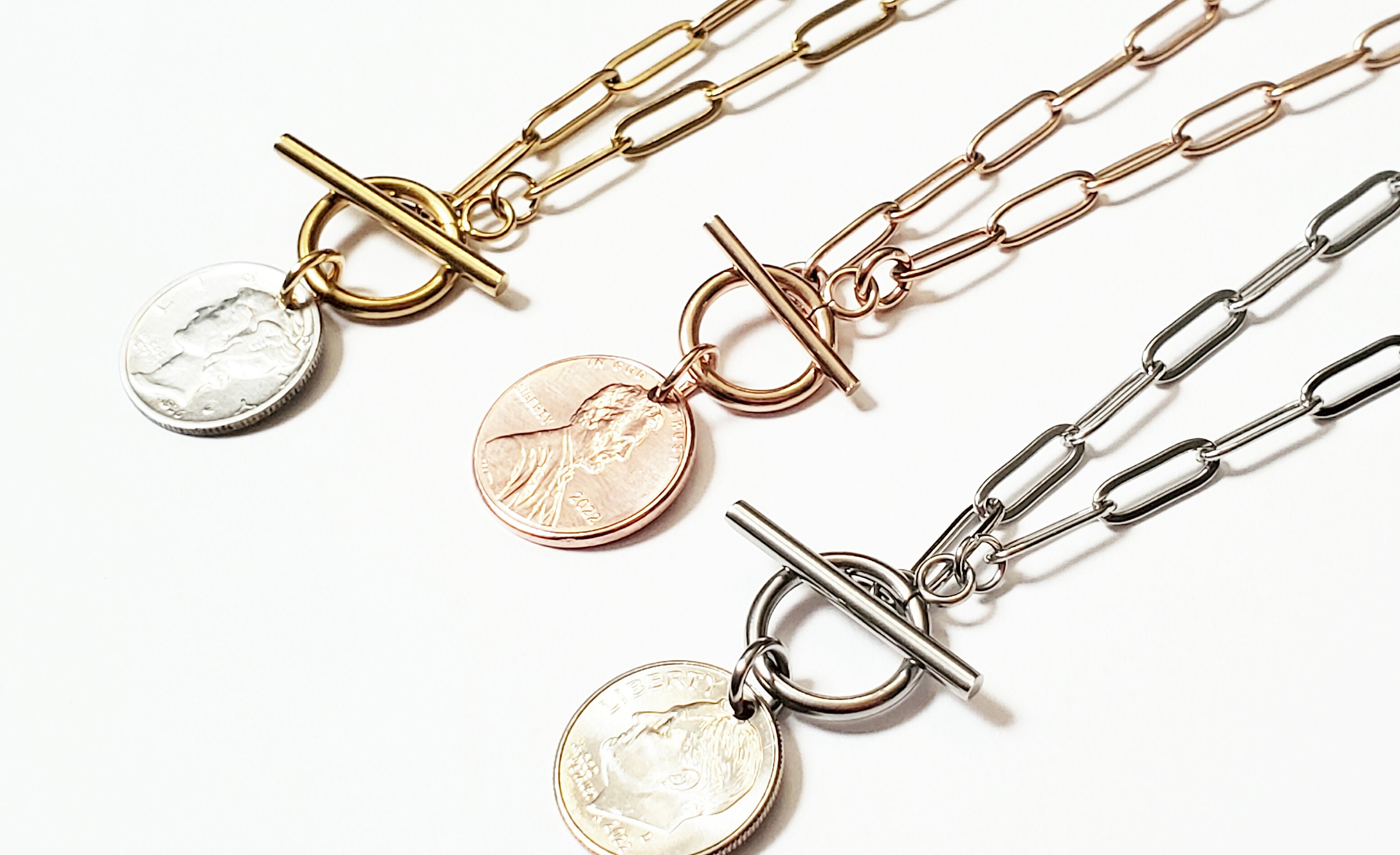 ミュージシャン THE 1975  ROSE GOLD NECKLACE The 1975 18k Rose Gold Necklace: Stunning Mothers Day Gift