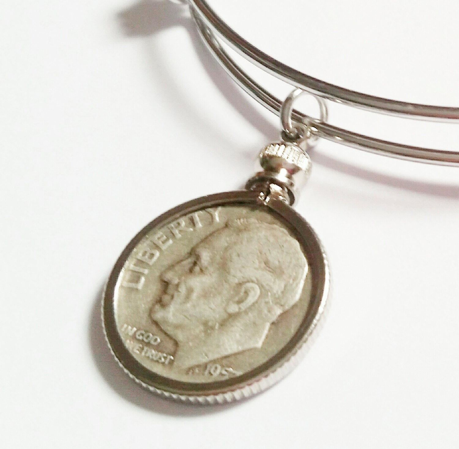 Penny USA / 1 cent Coin Holder Bezel ~ Goldtone charm, necklace, pendant,  pk/10 | eBay