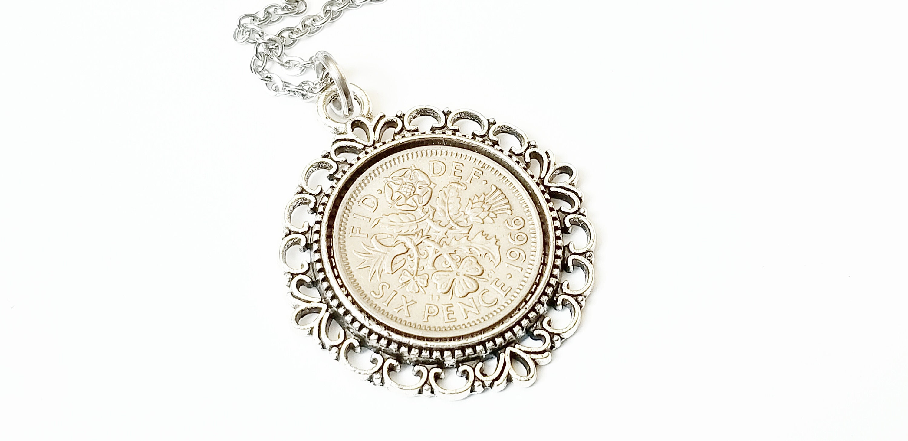 Ciondolo Portafortuna 1965 Con Moneta Sei Penny + Catina In Argento Sterling 18'' – Regalo Originale Per 59° Compleanno