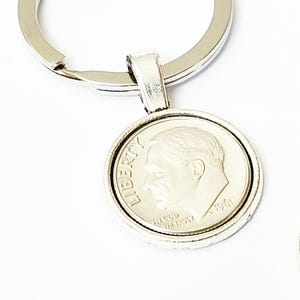 Lucky Dime Key Chain Birthday KeyChain Birth Year Birthdate Coin Bezel Charms Anniversary Reunion 30th 40th 50th Keychain Keyring