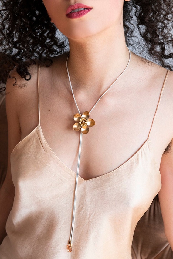 DEW E DEW E☆ROSE BOLO TIE Rose Bolo Tie with Natelle Quek – tiny deer studio