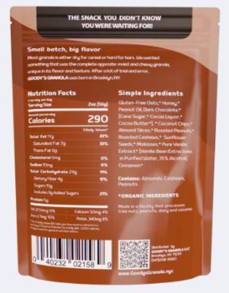 K&ouml;nnte beinhalten: Eine braune Granola-T&uuml;te mit dem Text "THE SNACK YOU DIDN'T KNOW YOU WERE WAITING FOR!" und "GOODY'S GRANOLA" aufgedruckt. Die T&uuml;te zeigt N&auml;hrwertangaben und Zutateninformationen, einschlie&szlig;lich "Small batch, big flavor."