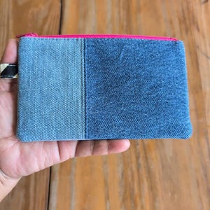 Bolsa pequeña rosa con cremallera para vaqueros, bolsa plana para vaqueros reciclados, bolsa con cremallera de vaqueros reciclados, bolsa organizadora