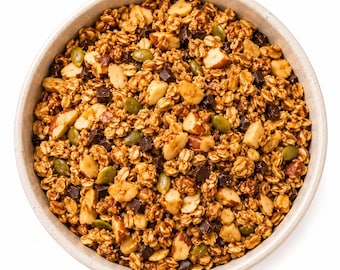 Homemade Small-Batch Granola - Peanut Butter Chocolate - Freshly Baked Gourmet Breakfast or natural Snack Handcrafted organic ingredients
