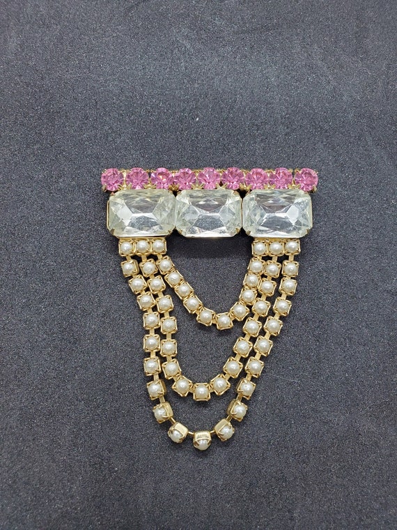 Vintage Large Pink and Pearl Rhinestone Drape/Dan… - image 1