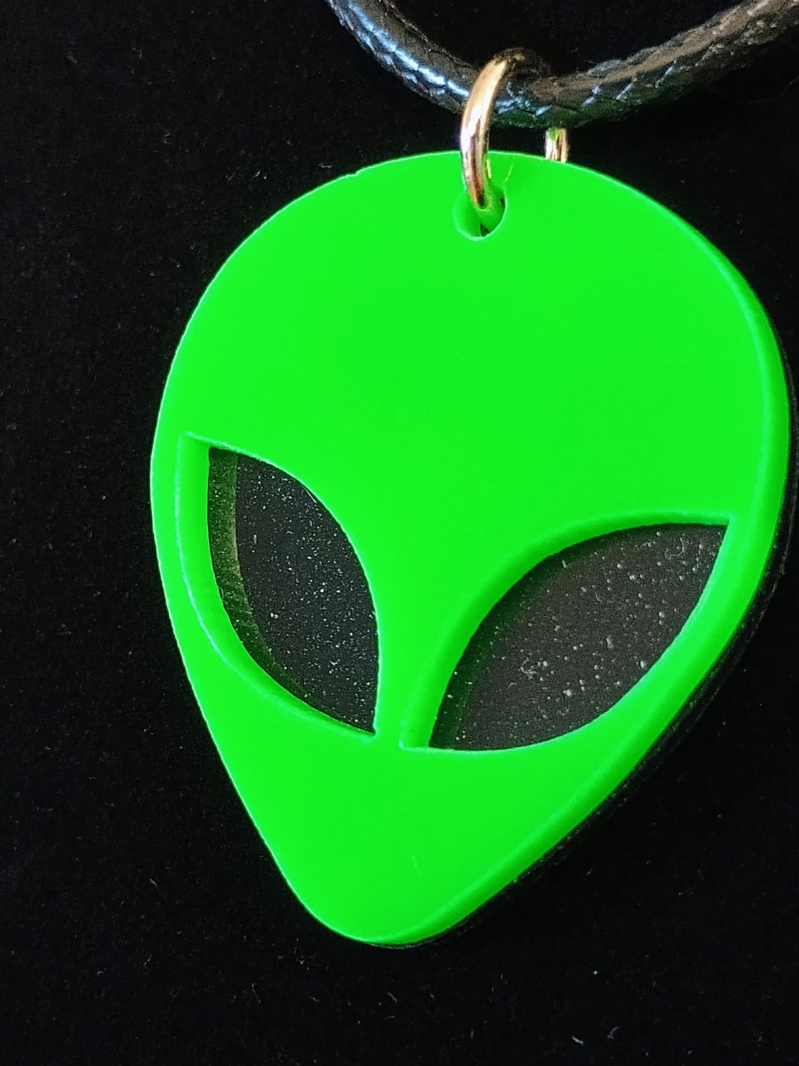 Alien Head Charm Necklace - Etsy