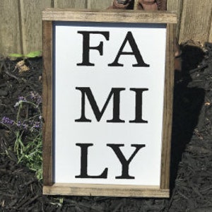 Family Sign, Family, Family Decor, Family Wood Sign, Wood Sign, Wood Wall Decor, Family Room Decor, Family Room Sign, Gift Idea, Simple Sign