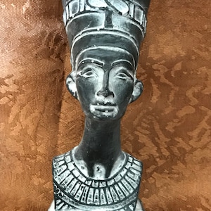 Egyptian Nefertiti Statue