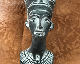 Egyptisk Nefertiti-staty
