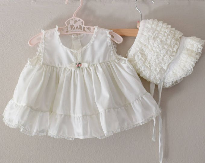 Vintage Baby Girl Ruffle Top and Lace Size 03 Months