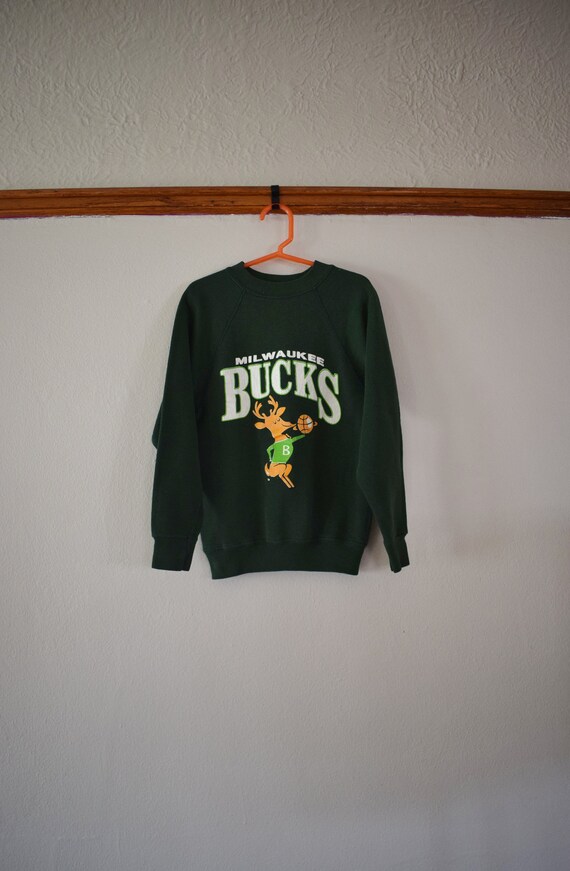 vintage milwaukee bucks shirt