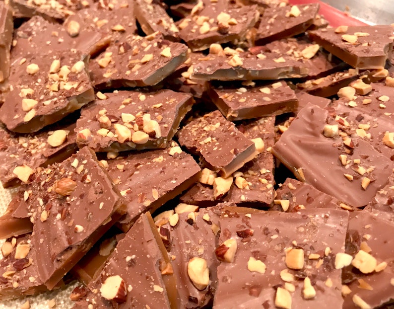 English Toffee: 4oz Buttercrunch Toffee Dark Chocolate Almond Buttercrunch Milk Chocolate Almond Buttercrunch Toffee Gift image 4