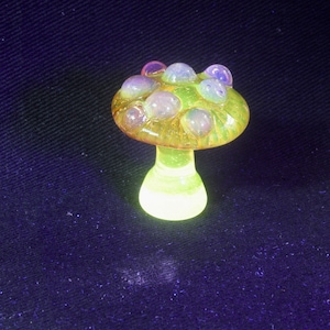 Uv reactive glow yellow handmade borosilicate small glass mushroom.Dr Sawfish 2025
