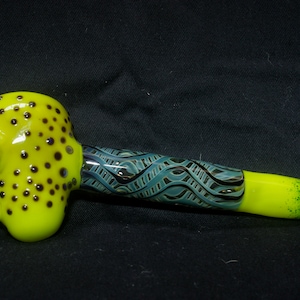 Green roswell dude alien handmade borosilicate art glass pipe.Dr Sawfish 2024.