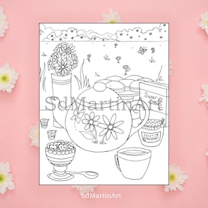 Op de afbeelding: Een zwart-witte lijntekening van een theepot, theekopjes, suikerklontjes en fruitconserven. De theepot heeft een bloemenmotief en staat op een tafel met een vaas met bloemen op de achtergrond. De tekst "Sugar Cubes" en "Fruit Preserves" is zichtbaar op de verpakking.