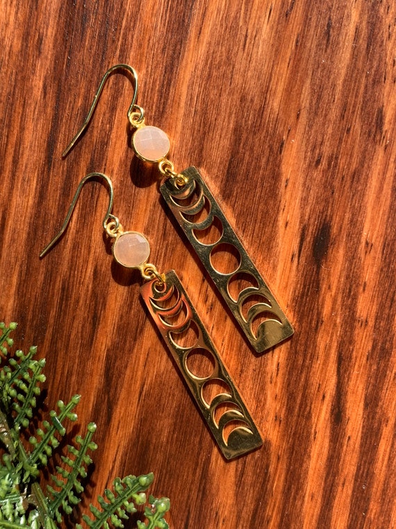 Faceted Round Moonstone Moon Phase Earrings