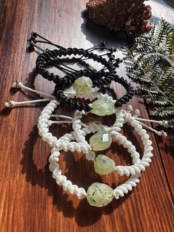 Prehnite Faceted Adjustable Bracelet