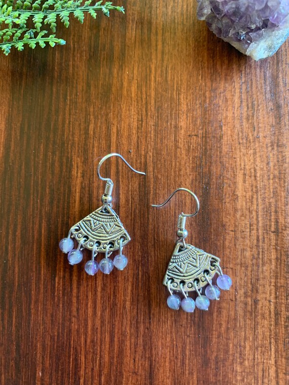 Dainty Amethyst Aztec Earings / Limited / Coudy / Light