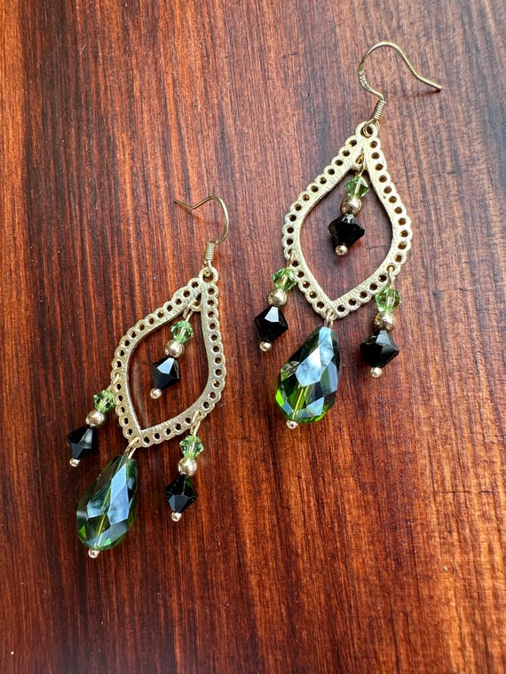 Crystal Dangling Drop Earrings Black and Green