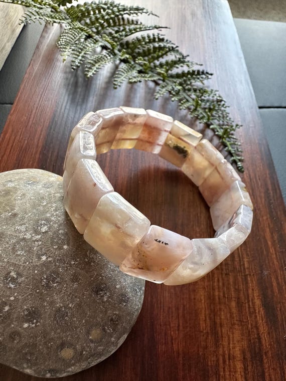 Flower Agate Stretch Bracelet