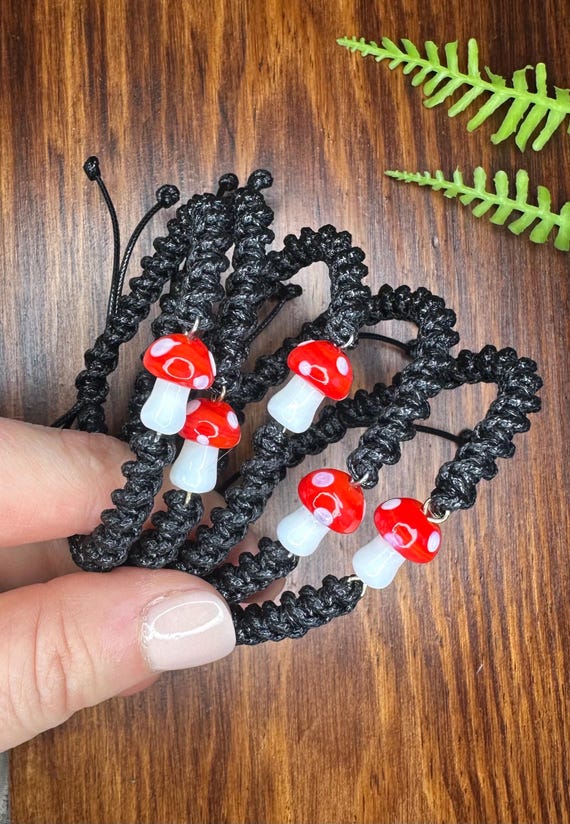 Mushroom Handwoven Bracelet / Black
