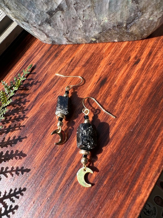 Tourmaline Jewelry Black Tourmaline Earrings Gemstone Jewelry Crescent Moon Jewelry Black Stone Jewelry Gold Flashy Jewelry Natural Gemstone