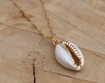 Gold Cowrie Necklace | Sea Shell Necklace | Natural Shell Necklace | Gold Cowry Kauri Shell | Ibiza Necklace | Beach Gold Cowrie Shell