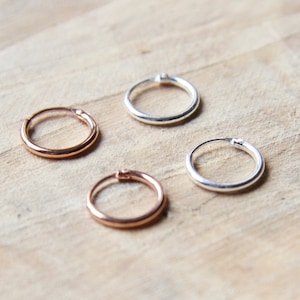 Piccoli orecchini / Cerchi d'argento / Orecchini minimalisti / Piccoli cerchi d'argento / Argento sterling 925 / Anelli auricolari da 10 mm / Orecchini a cerchio d'argento