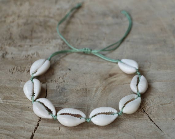 Cowrie Sea Shell Bracelets - Black – Boho Soul