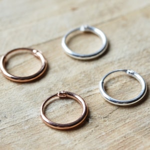 Kleine ringetjes Zilveren ringetjes Minimalistische oorbellen Kleine Zilveren Hoops Sterling Zilver 925 10mm Oor Ringen afbeelding 3