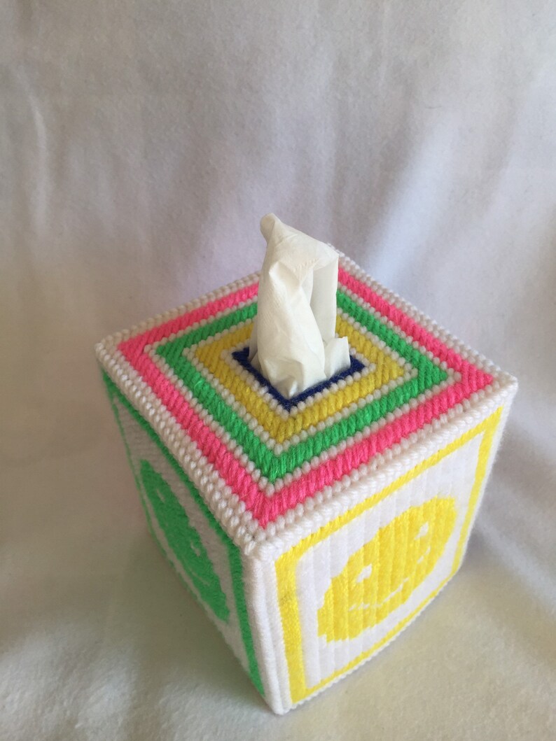 Smiley Face Plastic Canvas Tissue Box Cover Tissue Topper Etsy
