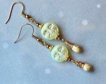 Vollmond Ohrringe, Tschechische Glas Mond Gesicht Ohrringe, Mond Schmuck für Frauen, himmlische Schmuck, Mann im Mond Ohrringe, Vaseline Glas