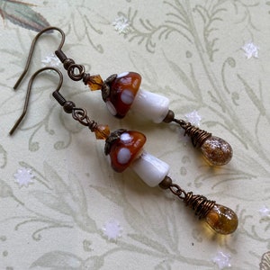 Mushroom Earrings, Glass Lampwork Mushrooms, Fun Earrings, Cottage Core Jewelry, Nature Lover Gift For Her, Antique Brass Earrings