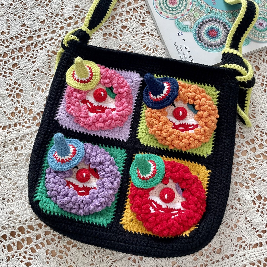 Clown Scary Pattern Print Crossbody bags