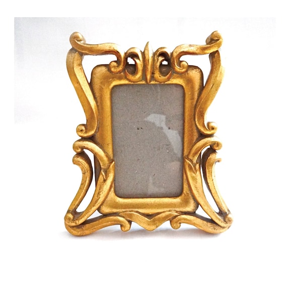 BAROQUE STYLE SETTING; Frame Photo Door Tone Gold; Vintage 2000s; Vintage decoration.