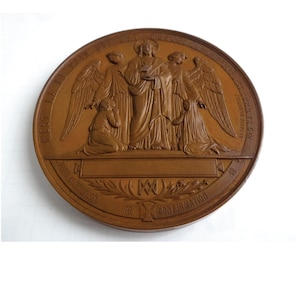 OLD MEDAL; Desaide & Roquelay; Nineteenth century; Medal Collection; Religious Medal; Collectable.