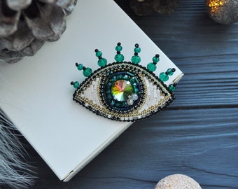 Eye brooch Evil eye jewellery Lips Brooch Gift for luck Amulet Talisman Embroidered Brooch Lips pin Red Beaded Brooch Beaded Eye brooch