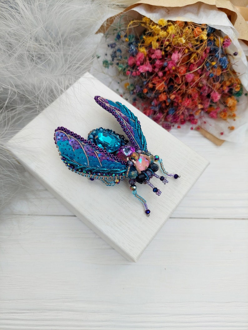 Beaded Cicada brooch pin Beetle brooch pin Fly brooch pin Embroidered brooch Insect brooch Statement jewelry Unique jewelry Bug brooch pin image 1