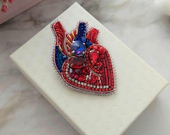 Anatomical heart brooch, human heart pin, medical anatomy pins for doctors and nurses