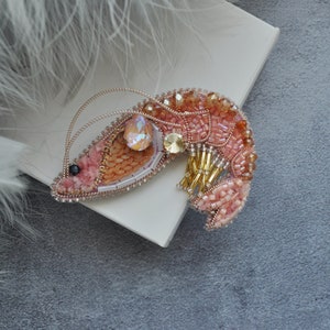 Shrimp Rhinestone Brooch Pin, Beaded embroidery Shrimp Brooch Pin image 3