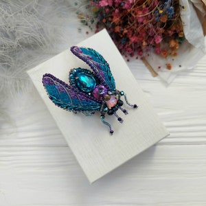 Beaded Cicada brooch pin Beetle brooch pin Fly brooch pin Embroidered brooch Insect brooch Statement jewelry Unique jewelry Bug brooch pin image 4